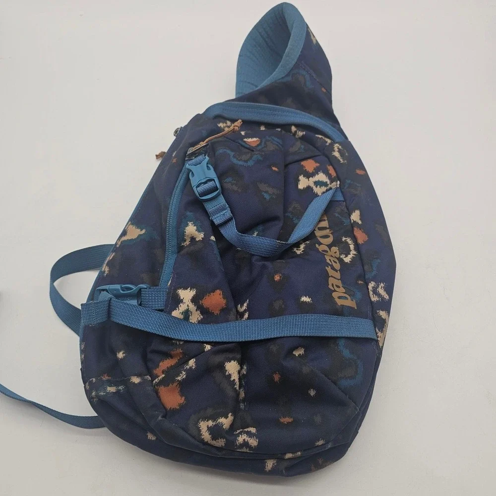 Patagonia Atom Sling Padded Back & Straps Polyester Bag 48262 Blue  8 L